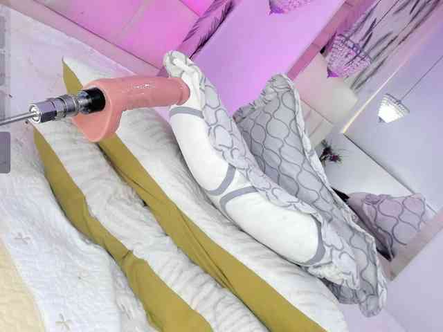 charlottesweet webcam