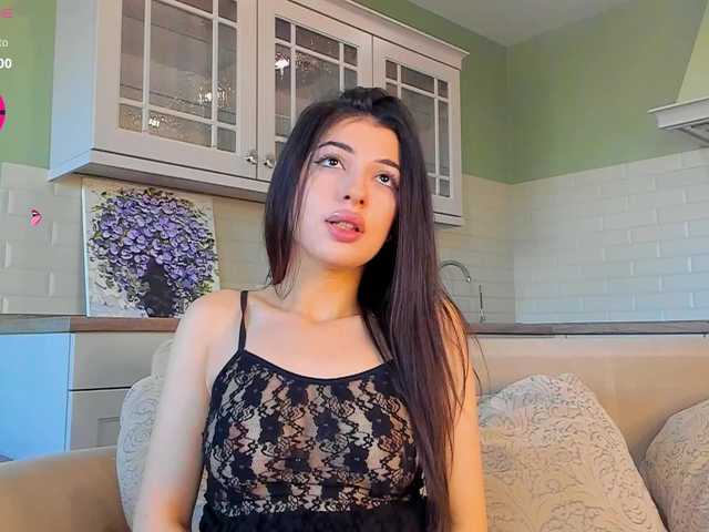SweetyKissy live cam on BongaCams
