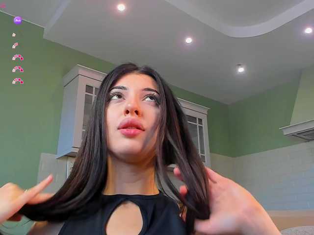 SweetyKissy live cam on BongaCams