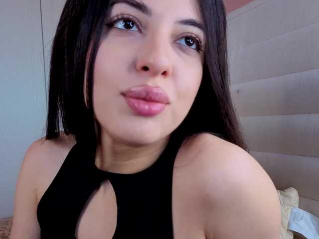 SweetyKissy live cam on BongaCams