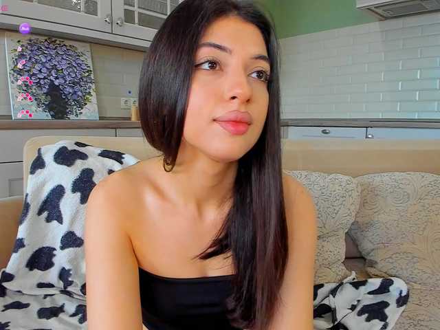 SweetyKissy live cam on BongaCams