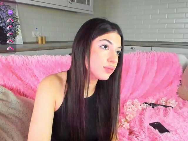 SweetyKissy live cam on BongaCams