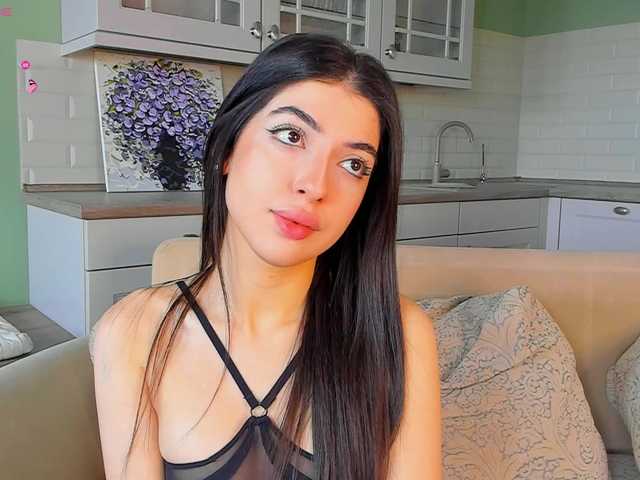 SweetyKissy live cam on BongaCams