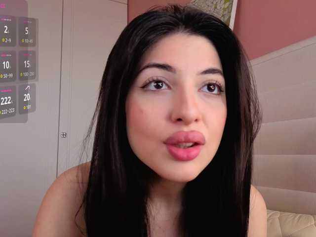 SweetyKissy live cam on BongaCams