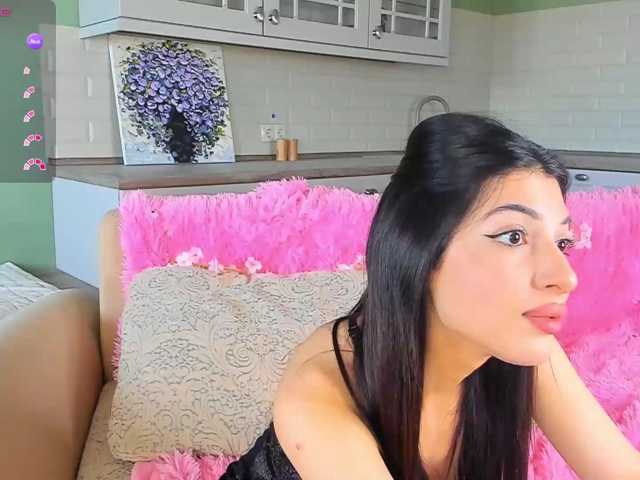 SweetyKissy live cam on BongaCams