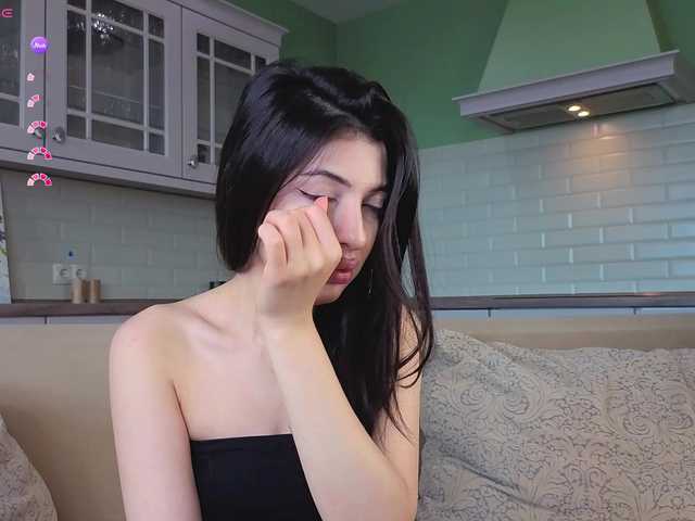 SweetyKissy live cam on BongaCams