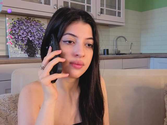 SweetyKissy live webcam show