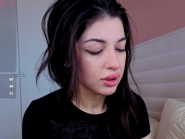 SweetyKissy live cam on BongaCams
