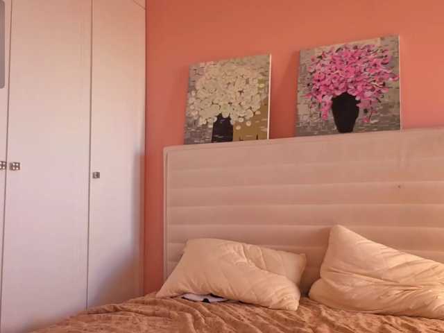 SweetyKissy live cam on BongaCams