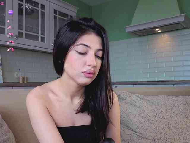 SweetyKissy webcam