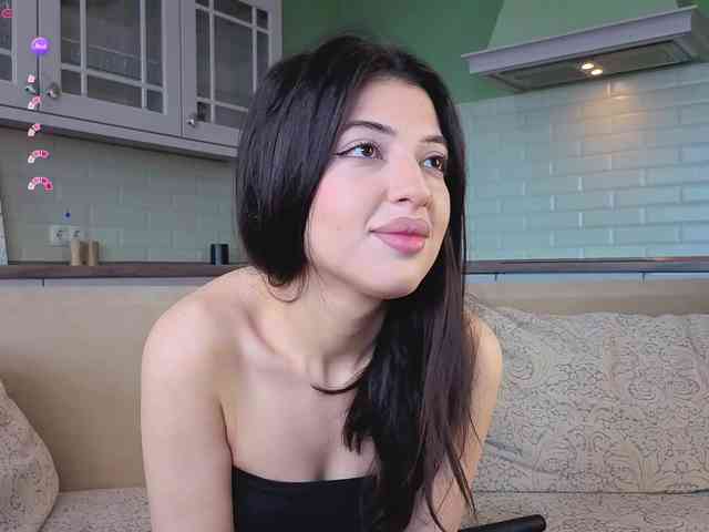 SweetyKissy webcam