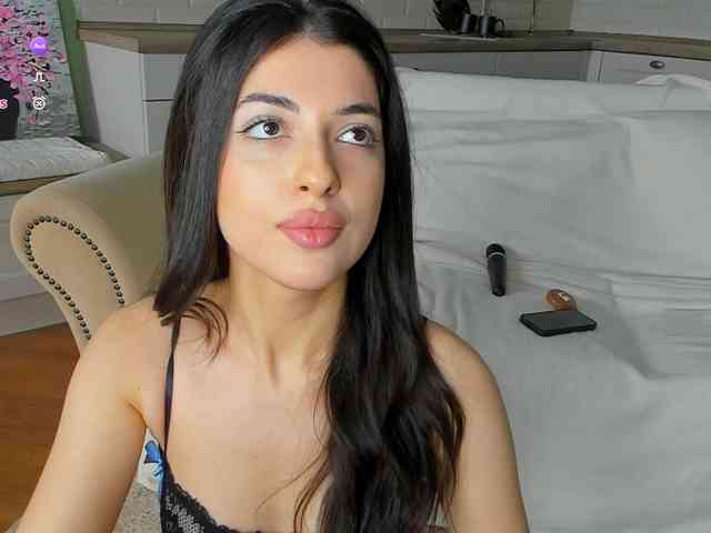 SweetyKissy webcam