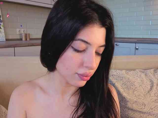 SweetyKissy webcam