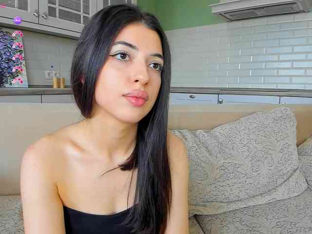 SweetyKissy webcam