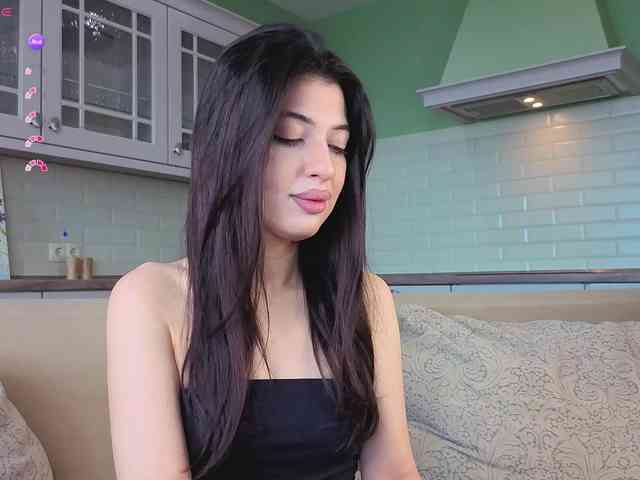 SweetyKissy webcam