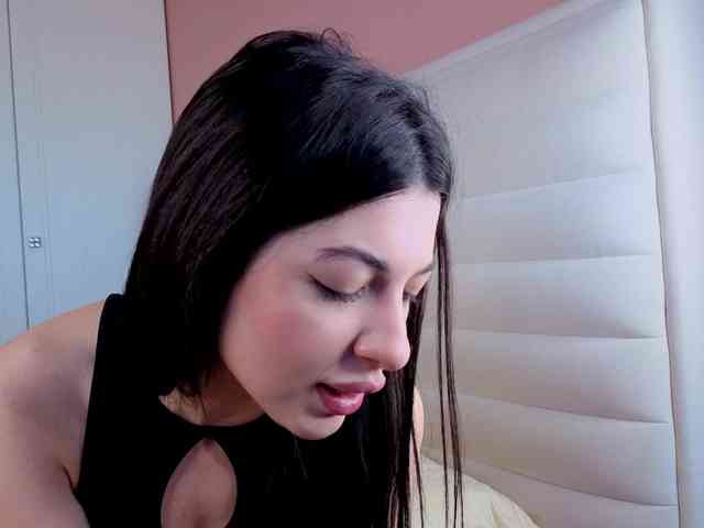 SweetyKissy webcam