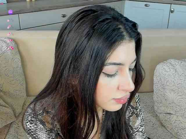 SweetyKissy webcam