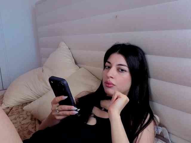 SweetyKissy webcam