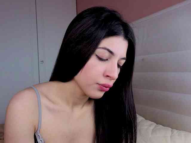 SweetyKissy webcam