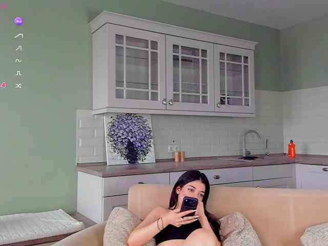 SweetyKissy webcam