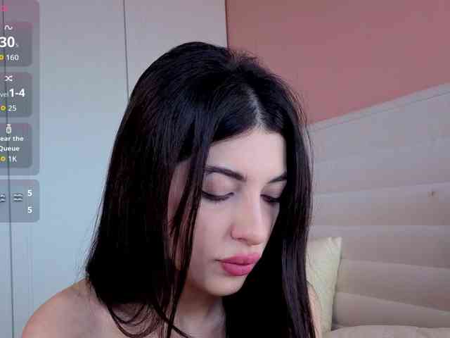 SweetyKissy webcam