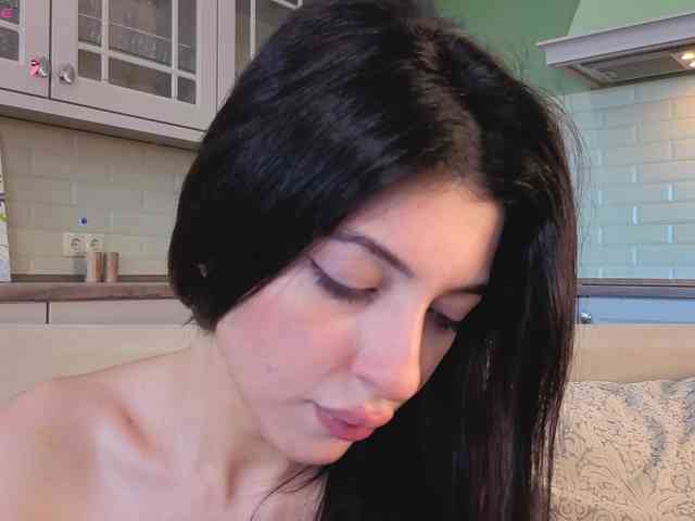 SweetyKissy webcam