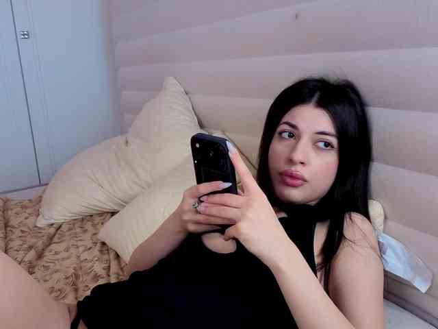 SweetyKissy webcam