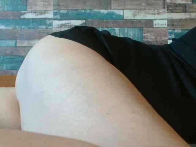 Yvete webcam
