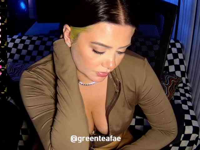 Greenteafae's live stream