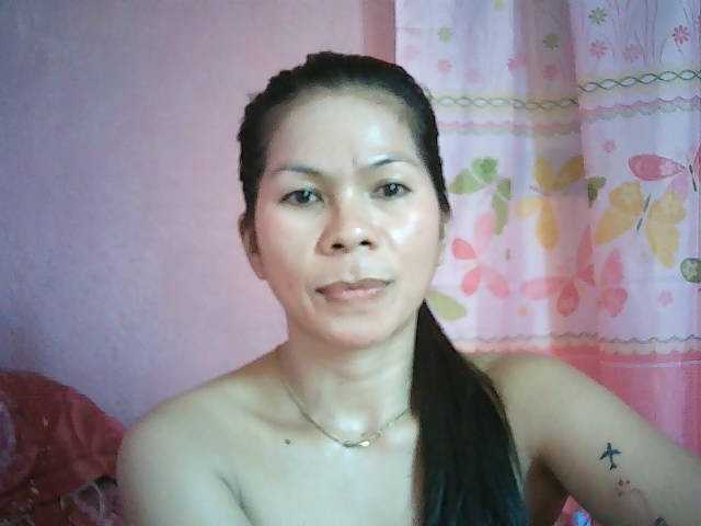 anne198813 live cam on BongaCams