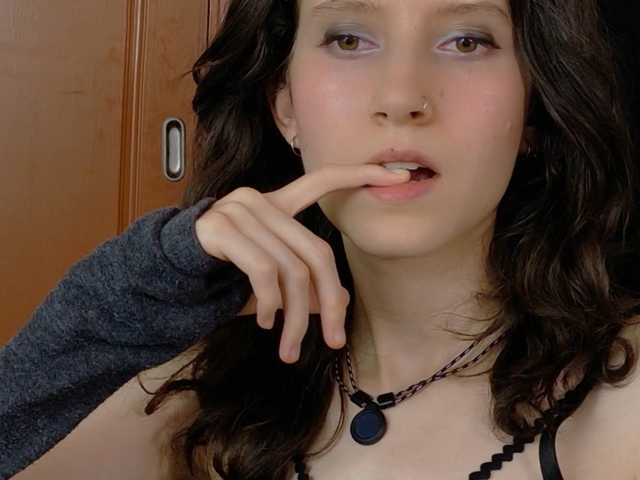 mumu16 live cam on BongaCams