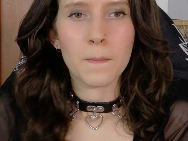 mumu16, live now on BongaCams