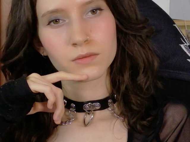 mumu16, live now on BongaCams