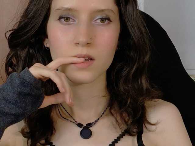 mumu16 live cam on BongaCams