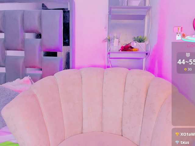 Mandywester live cam on BongaCams