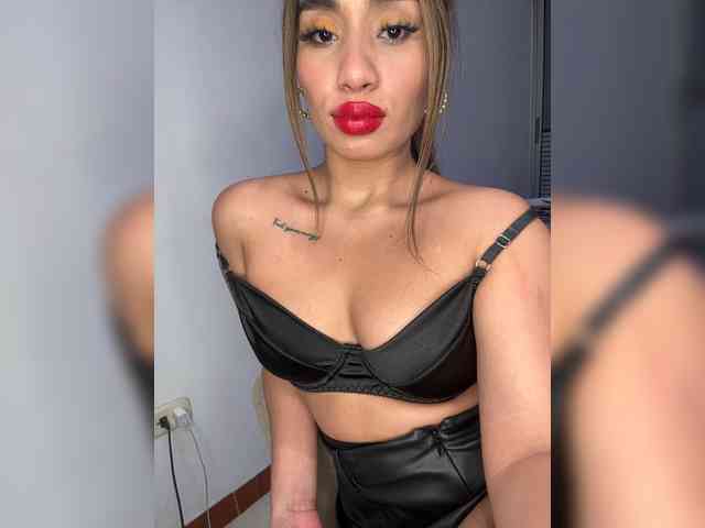 Mandywester webcam