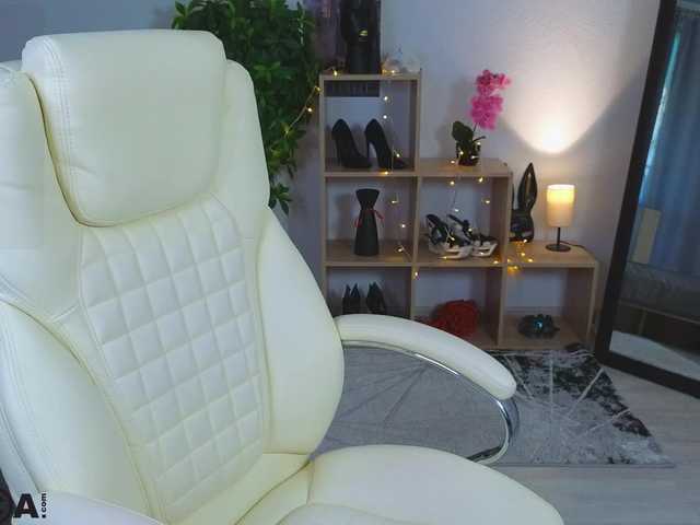 NickolBlow live cam on BongaCams