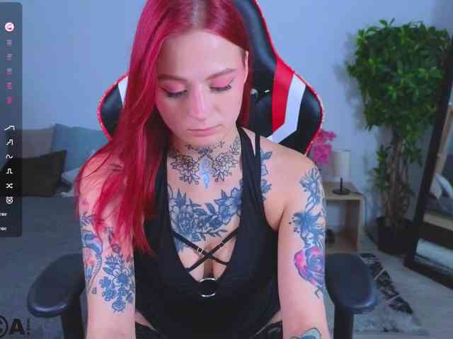 NickolBlow webcam