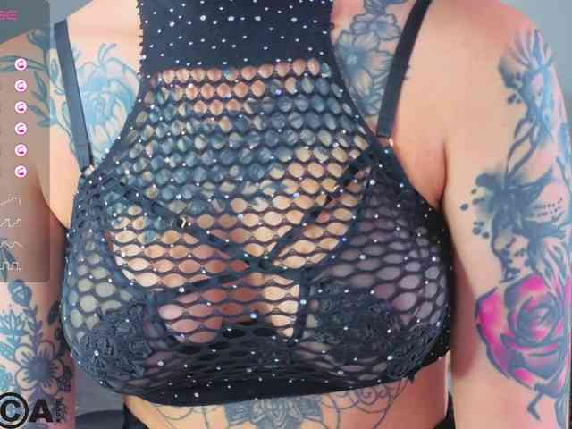 NickolBlow webcam
