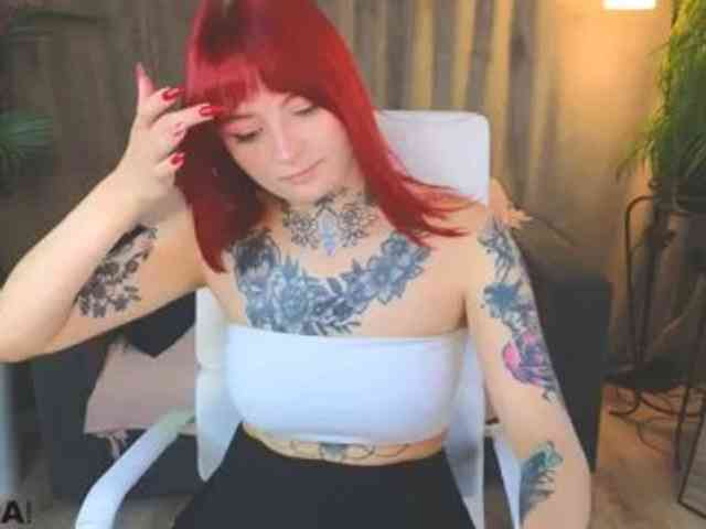 NickolBlow webcam