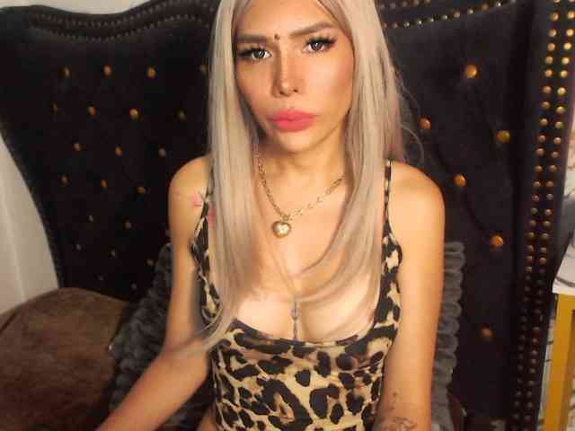 Hazel4U Live Webcam on BongaCams