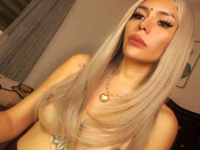 Hazel4U Sex Cam Show