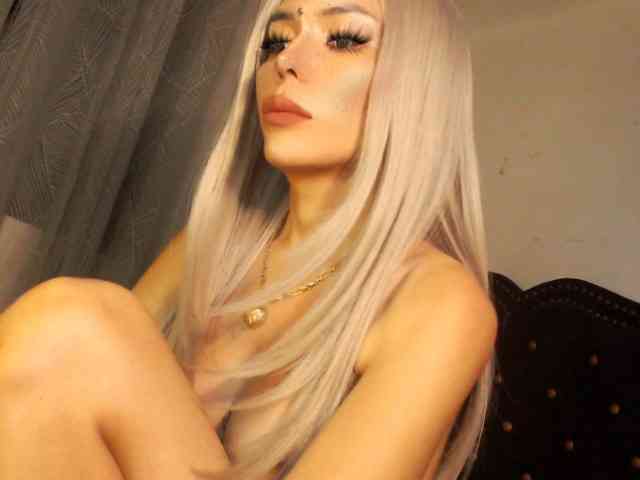 Hazel4U Sex Cam Show