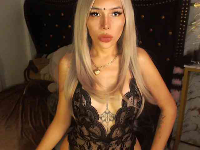 Hazel4U Sex Cam Show