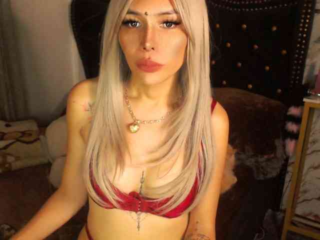 Hazel4U Sex Cam Show