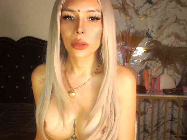 Hazel4U Sex Cam Show