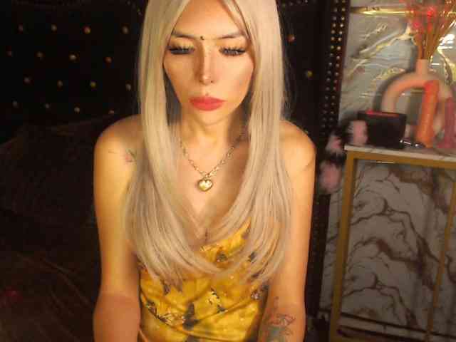Hazel4U Sex Cam Show