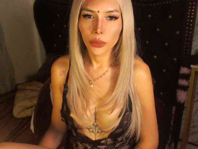 Hazel4U Sex Cam Show