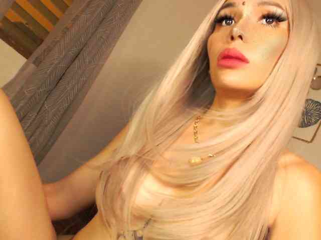 Hazel4U Sex Cam Show