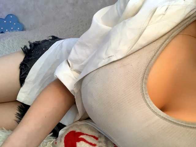 KimikoChandronnait live cam on BongaCams